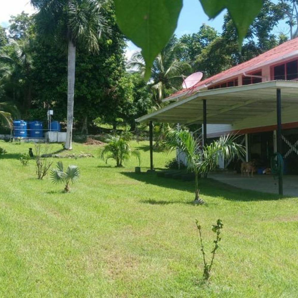 Casa-Ejecutiva-en-Puerto-Armuelles-Panama-15