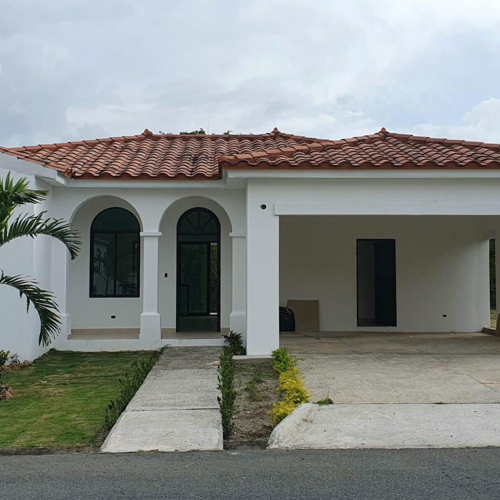 Casa a Estrenar, Hacienda Pacífica, San Carlos, Chame, Panamá