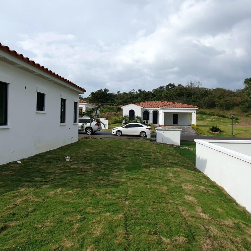 Casa a Estrenar, Hacienda Pacífica, San Carlos, Chame, Panamá