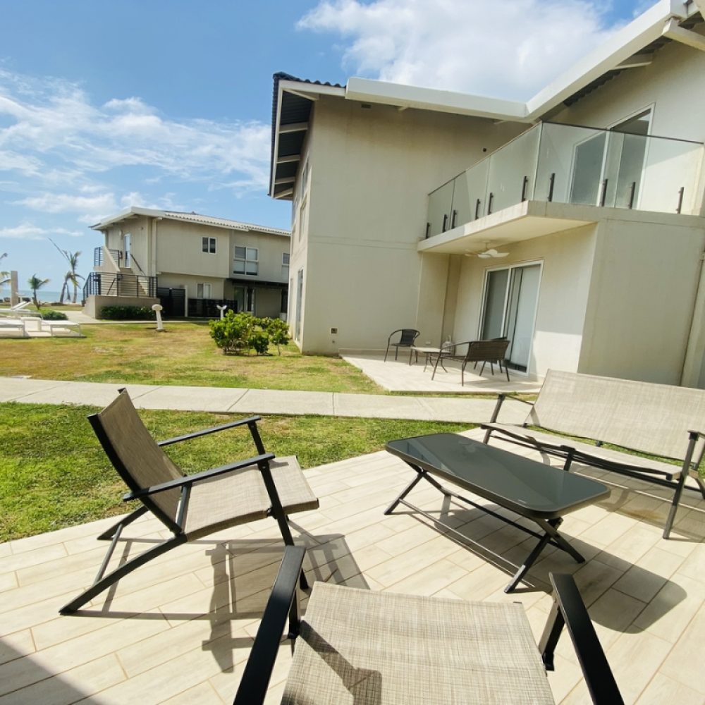 Condominio de Playa de 2 Habitaciones y 2 Baños en Venta Playa Caracol