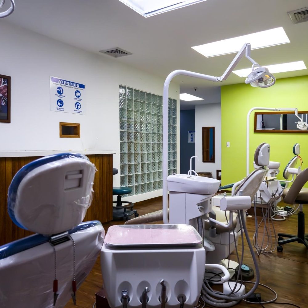Se-vende-consultorio-dental-Negocio-en-funcionamiento-3