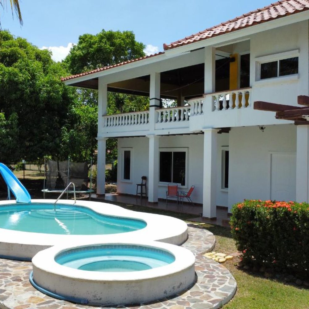 ¡Alquila esta increíble casa en el camino Bejuco-Punta Chame!