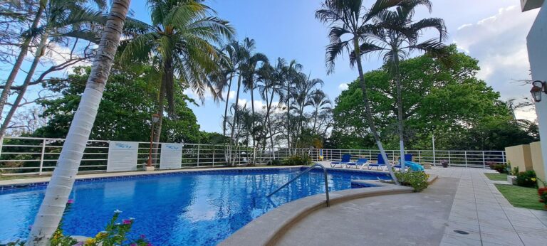 2bd1ba apt PH Gorgona Ocean Front w pool