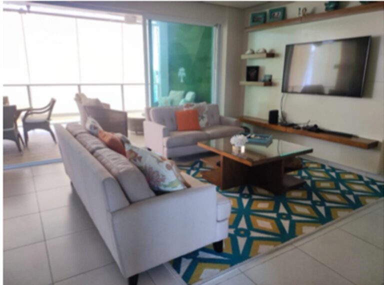 Bijao Beach Club & Residences