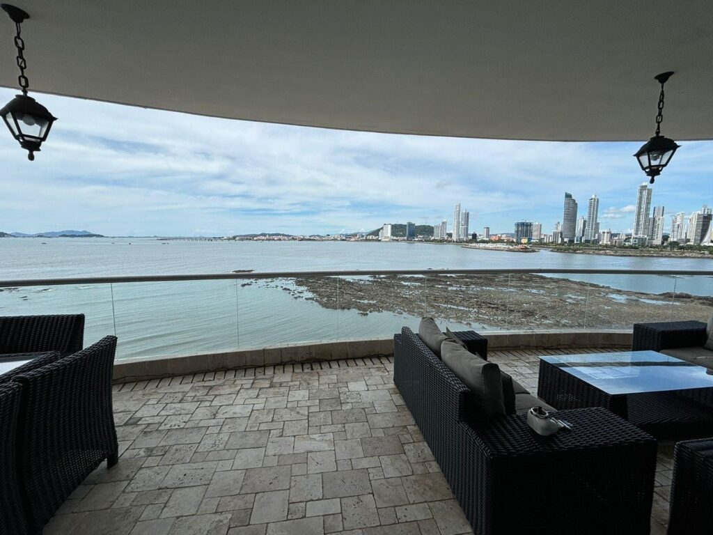 Apartamento-En-Venta-Apartamento-en-The-Point-Lado-A-Paitilla-Panama-7
