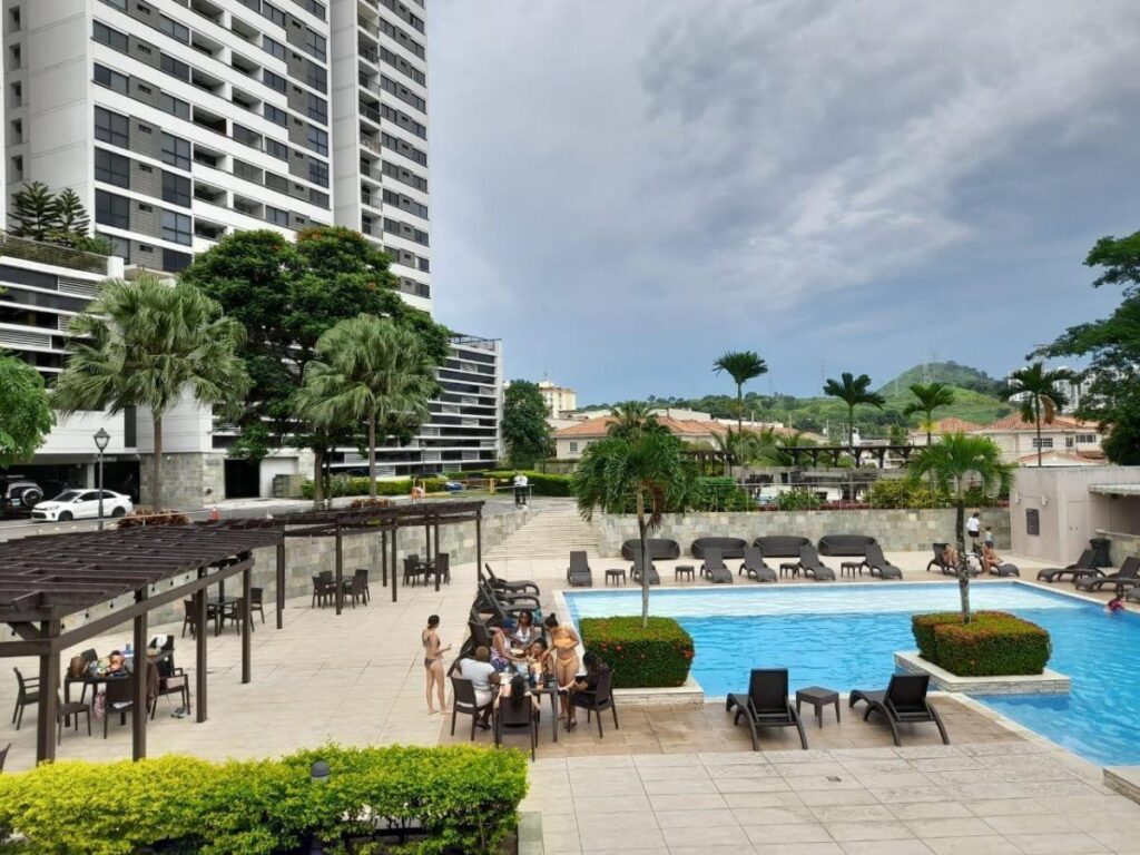 Apartamento-En-Venta-CONDADO-COUNTRY-97mts2-2reccbe2p-Condado-del-Rey-Panama-14