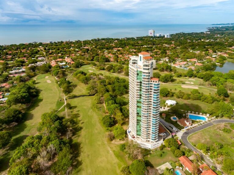 Condominio de una Rec. en Coronado Golf