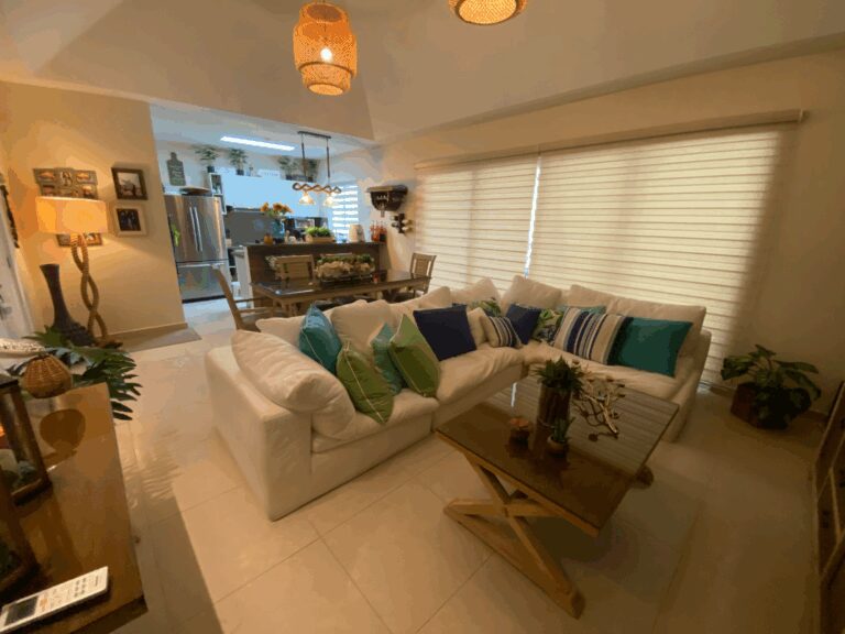 Bijao Beach Club & Residences