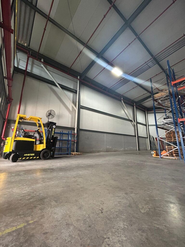 Ofibodega Centro Logístico Dos Caminos