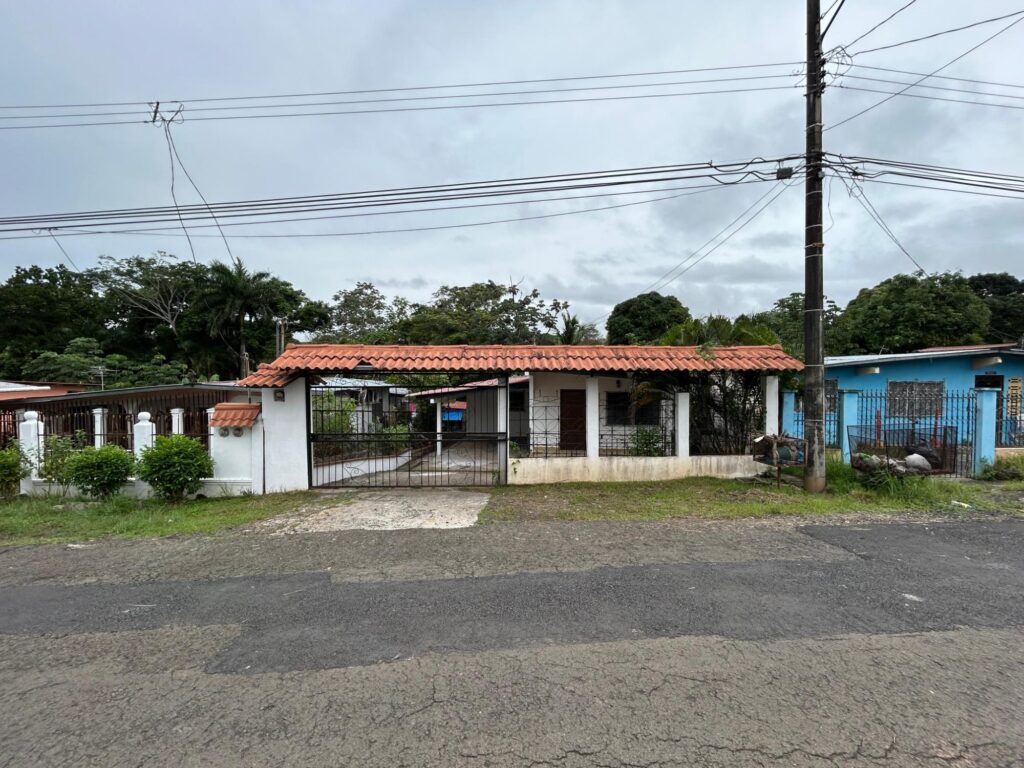 House for Sale or Rent in La Chorrera