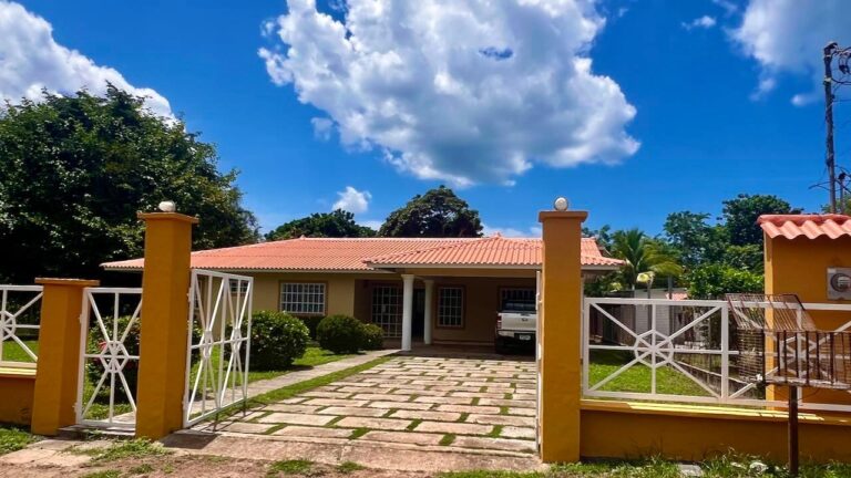CASA CALLE HORIZONTE