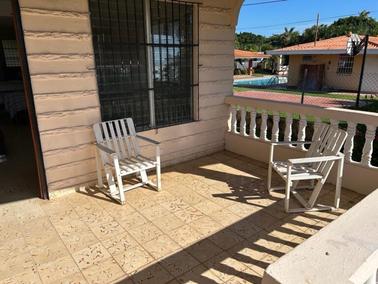 CASA LAS BRISAS