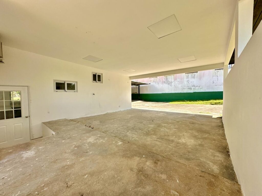 Casa-En-Venta-Casa-En-Las-Cumbres-Calle-Del-Lago-Las-Cumbres-Panama-16