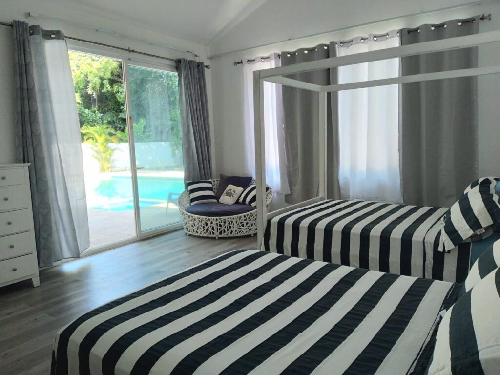 Casa-En-Venta-Coronado-579k-4BD4BA-House-w-Pool-Coronado-Chame-Panama-Oeste-Panama-16