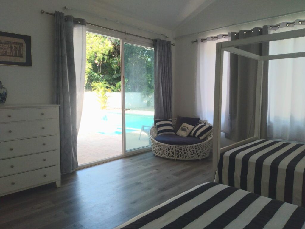 Casa-En-Venta-Coronado-579k-4BD4BA-House-w-Pool-Coronado-Chame-Panama-Oeste-Panama-17