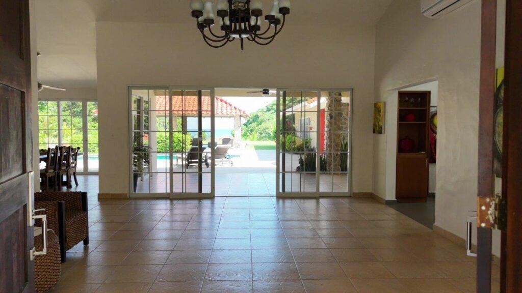 Costa Esmeralda Villa