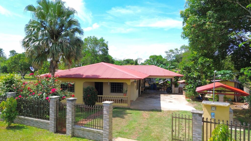 Home for Sale with Separate Apartment