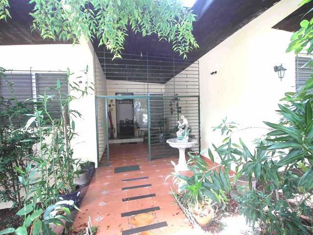 RESIDENCIA UNIFAMILIAR