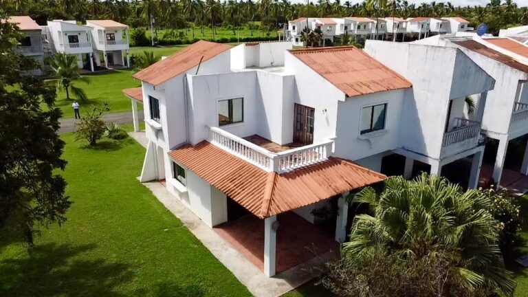 La Villa de los Santos
