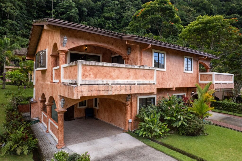 Valle Escondido