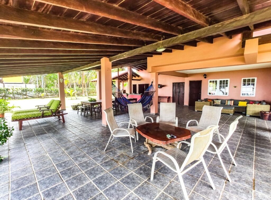 Casa-En-Venta-Viento-Frio-Miramar-Santa-Isabel-Colon-Panama-6