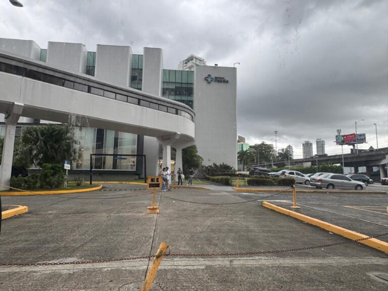 Consultorio Medico Hospital Paitilla#325