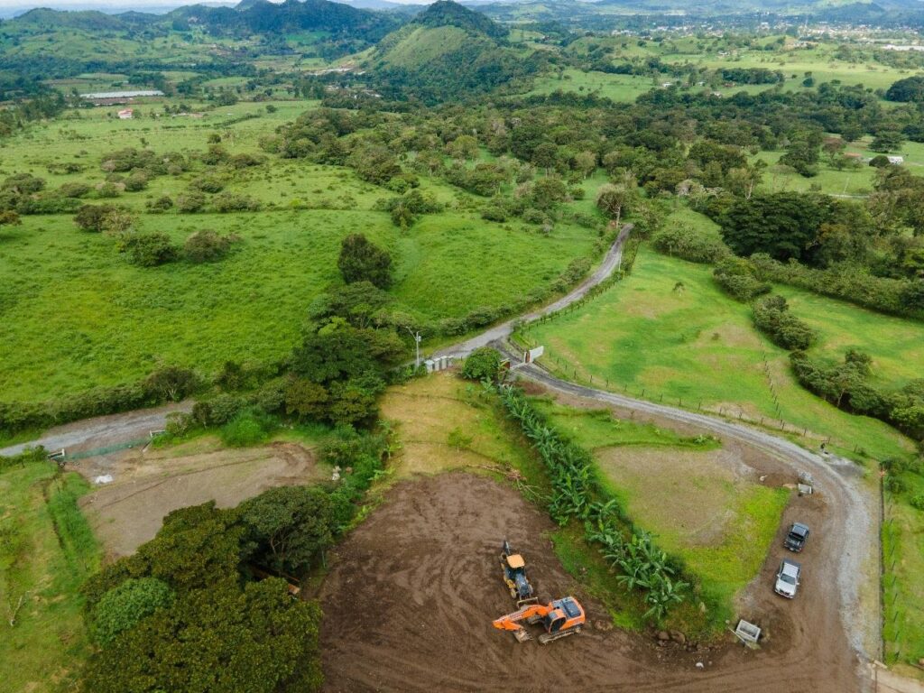 525 m² Lot for sale in Volcán