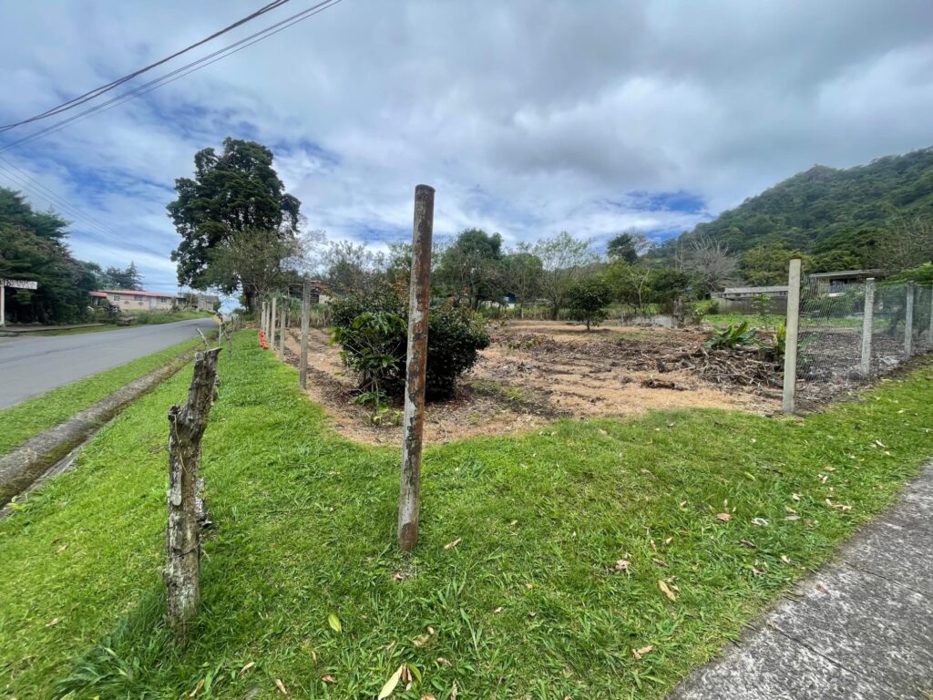 VENTA TERRENO EN ALTO LINO