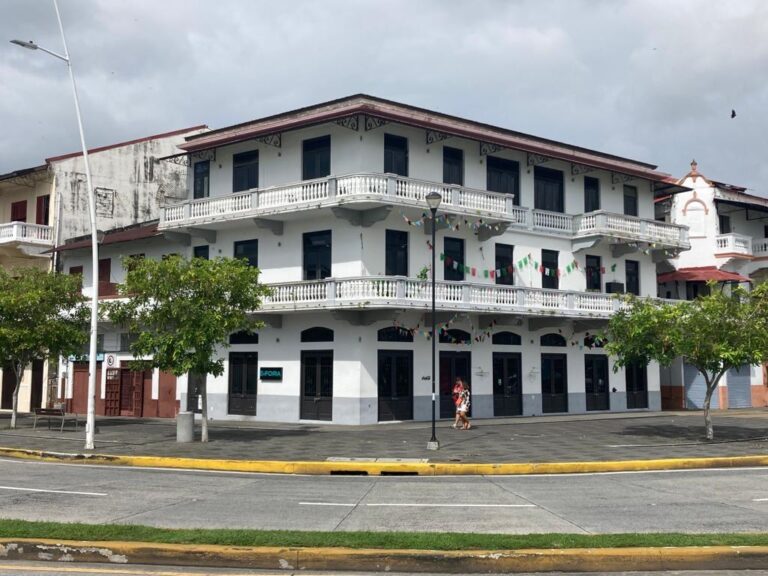 CASA DEL TERRAPLÉN