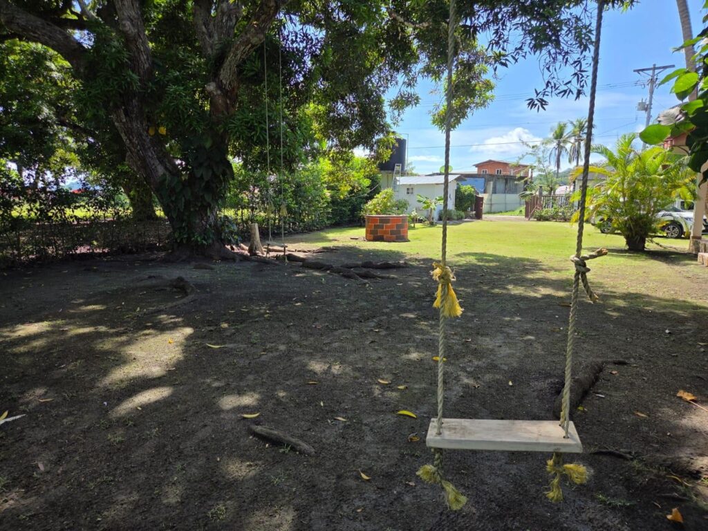 Negocio-en-venta-En-Venta-Hostal-La-Guaira-Portobelo-Donoso-Colon-Panama-11
