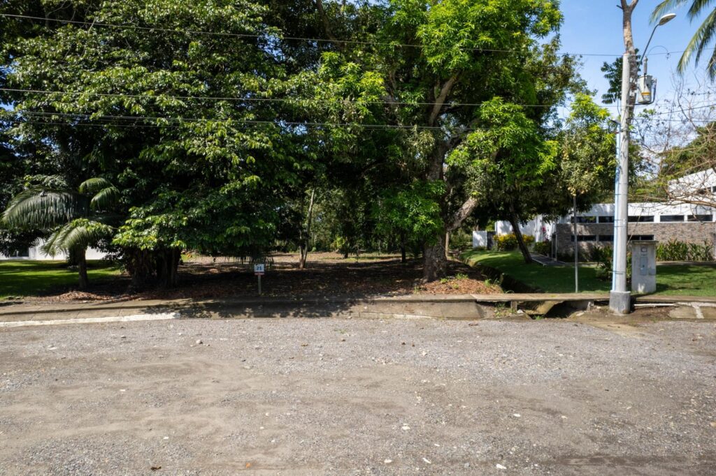 Lot #21 Coco Beach
