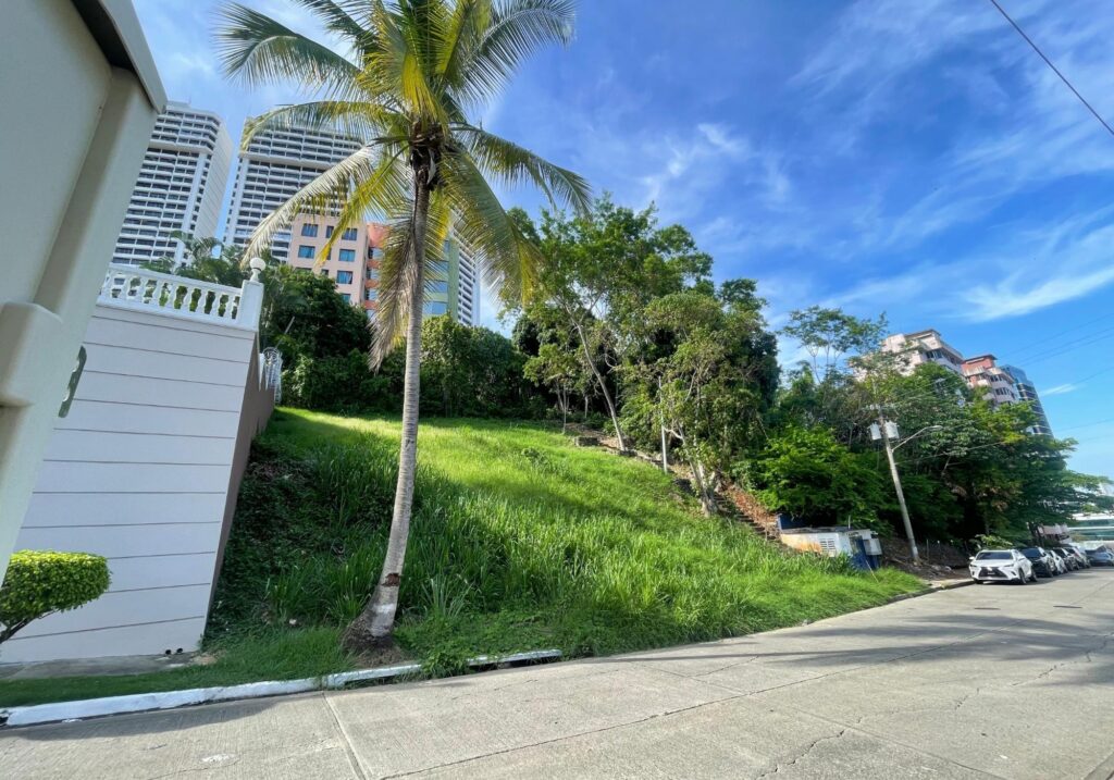 Venta de terreno en Dos Mares